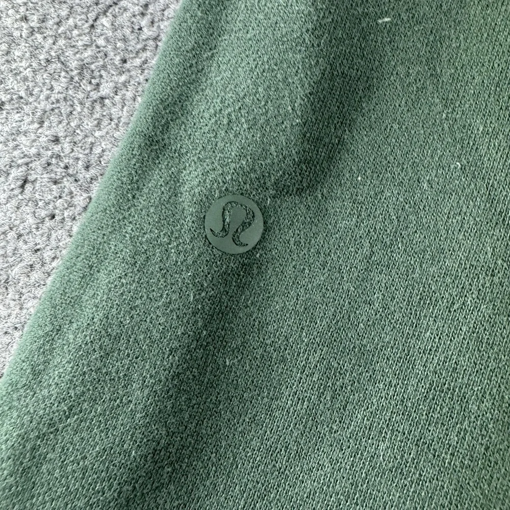 Lululemon Sweatpants Mens M Green Fleece Joggers Elastic Waist LWSG105 Logo